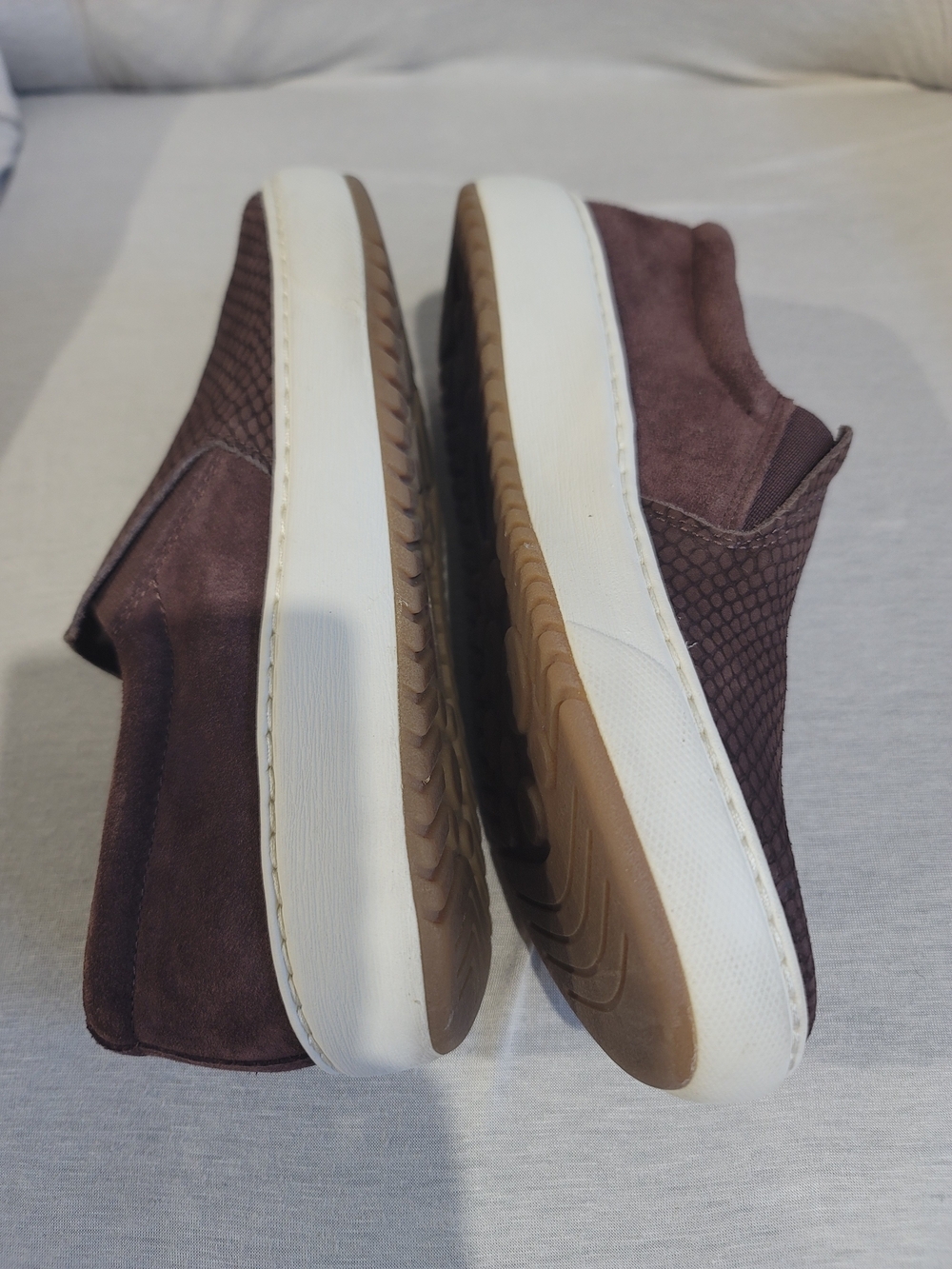 Söfft Brown Snakeskin Slip-On Sneakers Size 7.5M EUC - Picture 5 of 9